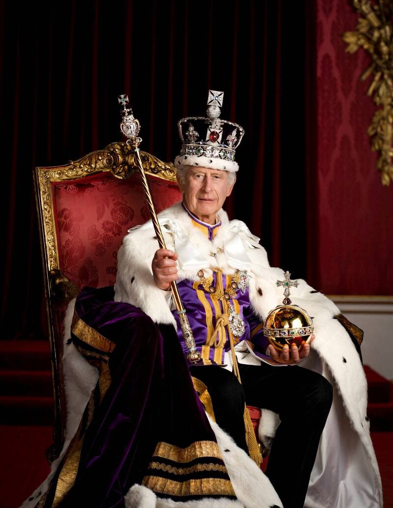 白金漢宮發佈加冕典禮後首批官方照片。圖為英國國王查爾斯三世。（路透）