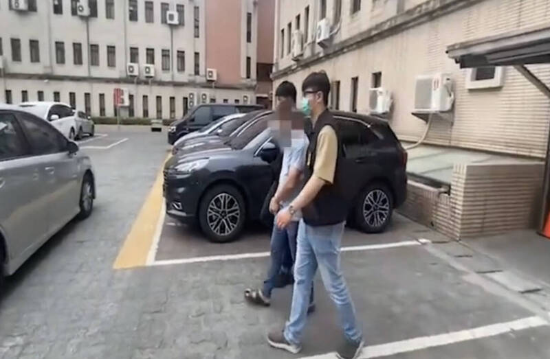 吳姓男子於台中租屋組電腦闢礦區,竊電大挖虛擬貨幣半年偷電78萬度台電求償513萬元,逮主嫌吳姓男子。(民眾提供) 吳姓男子於台中租屋組電腦闢礦區,竊電大挖虛擬貨幣半年偷電78萬度台電求償513萬元,逮主嫌吳姓男子。(民眾提供)