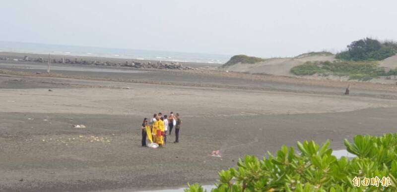 大安濱海樂園三日傳出一名高中生戲水溺斃意外。（記者張軒哲攝）