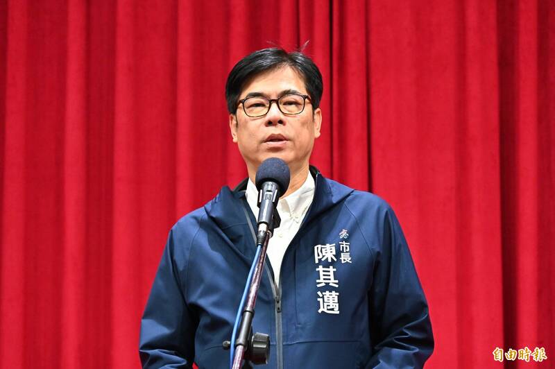 高雄市長陳其邁12日針對前助理爆料25年前遭到性騷受傷害後又被逼離職公開說明。（資料照，記者李惠洲攝）