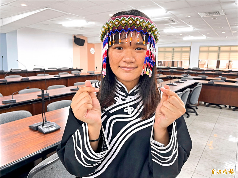 88風災受災戶,中女中學生金苡芯拚進陽明交大盼走醫學領域助人。(記者蘇孟娟攝) 88風災受災戶,中女中學生金苡芯拚進陽明交大盼走醫學領域助人。(記者蘇孟娟攝)