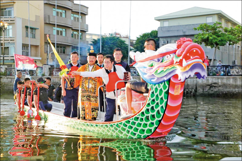 祭江、舞火龍 台南國際龍舟賽開幕 - 臺南市 - 自由時報電子報