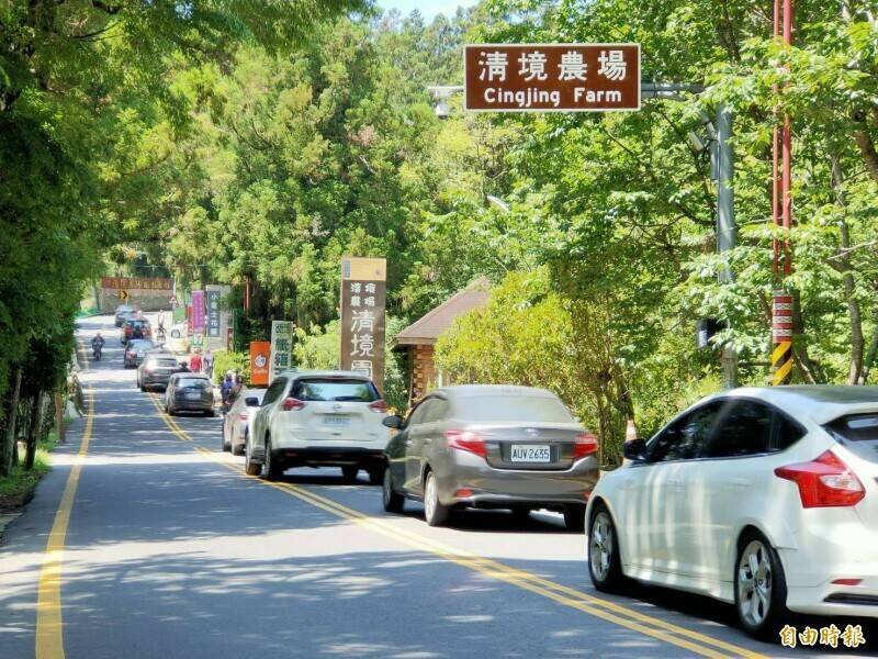 今日端午連假首日，公路總局指出，中部台14甲線清境農場路段在內等22處省道路段，都容易出現壅塞情況。（資料照）