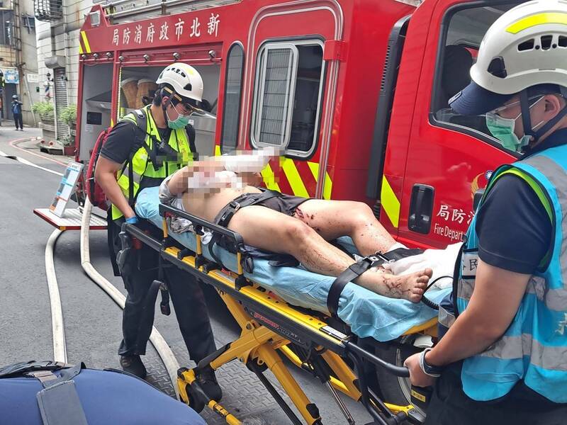 新北市樹林25日傳出火警，造成1死2傷，外傳為爆裂物釀禍，警方透露，現場沒發現相關證物碎片，正進一步採驗釐清。（記者吳仁捷翻攝）