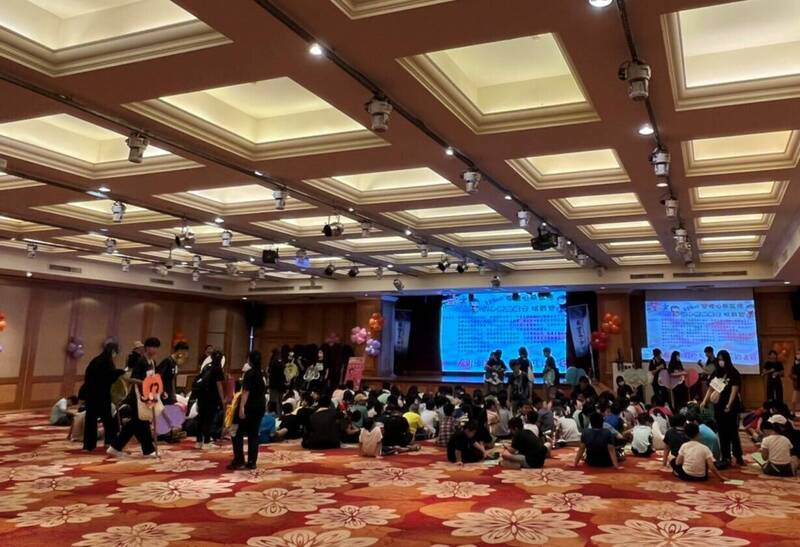 希望之光「兒少撼動戰士挑戰營」 招待桃市210多位學生入住飯店1晚 - 生活 - 自由時報電子報