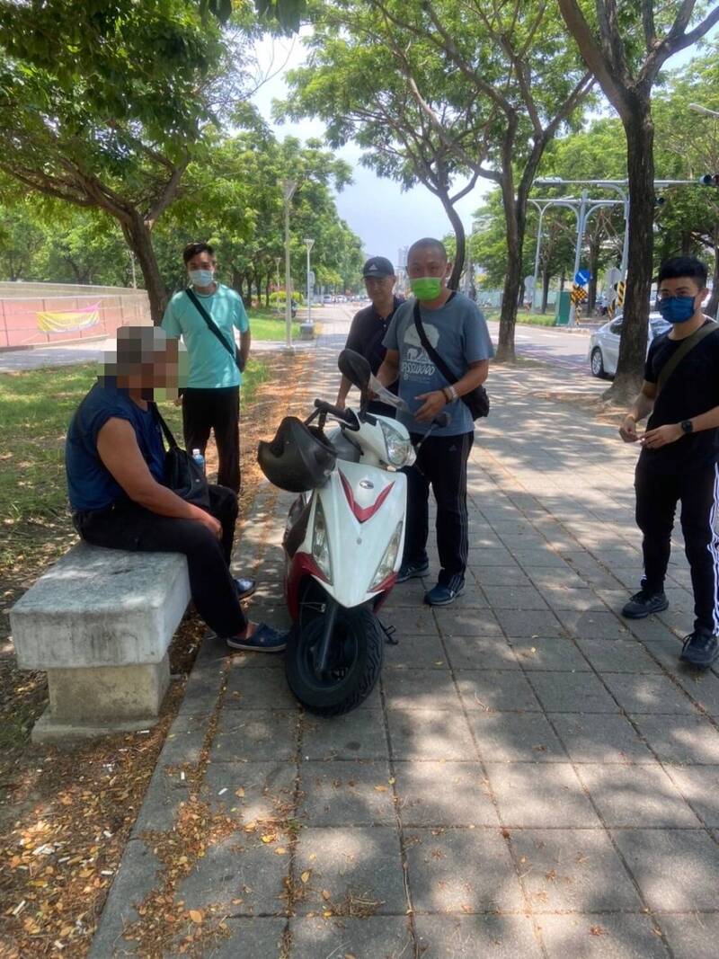 警方逮捕騷擾前妻的廖姓男子。（民眾提供）