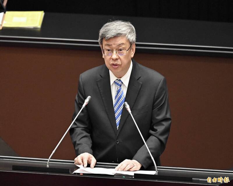 行政院長陳建仁19日出席立法院院會就「駐美國台北經濟文化代表處與美國在台協會關於台灣與美國間貿易協定」專案報告並備質詢。（記者塗建榮攝）