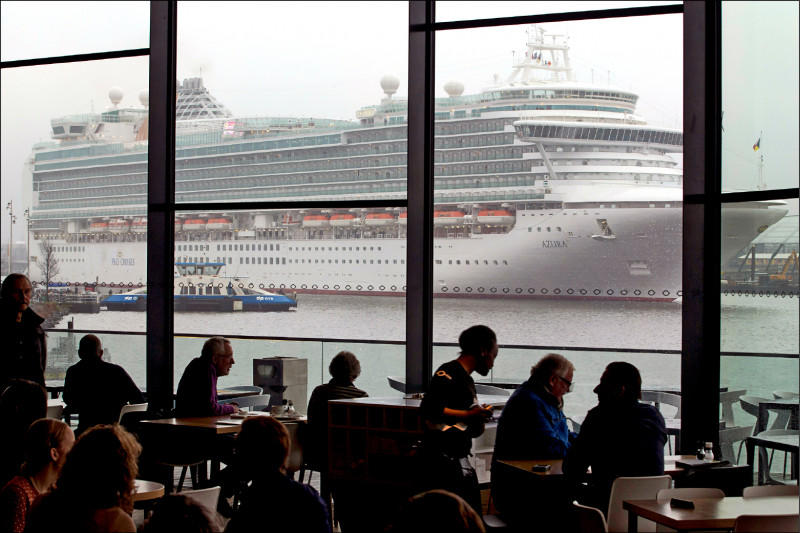 图为邮轮准备离开阿姆斯特丹港。（美联社档案照）(photo:LTN)