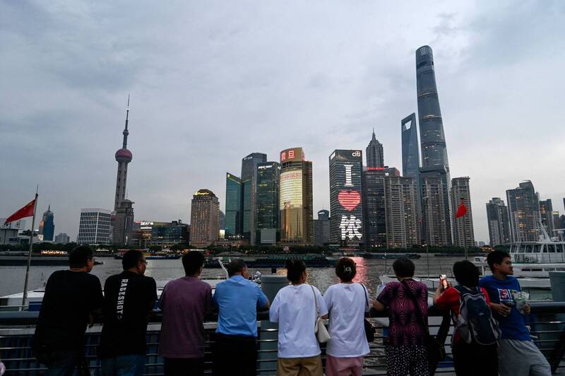 近日一篇题为「上海搞成这样，我们都很难过」的文章在网路热传，直指上海繁华街区如今许多店铺歇业，景象萧条。（法新社档案照）(photo:LTN)