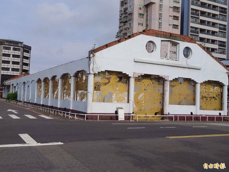 87歲的台南原魚市場，是台南現存唯一見證運河發展史的庶民建築。（記者洪瑞琴攝）