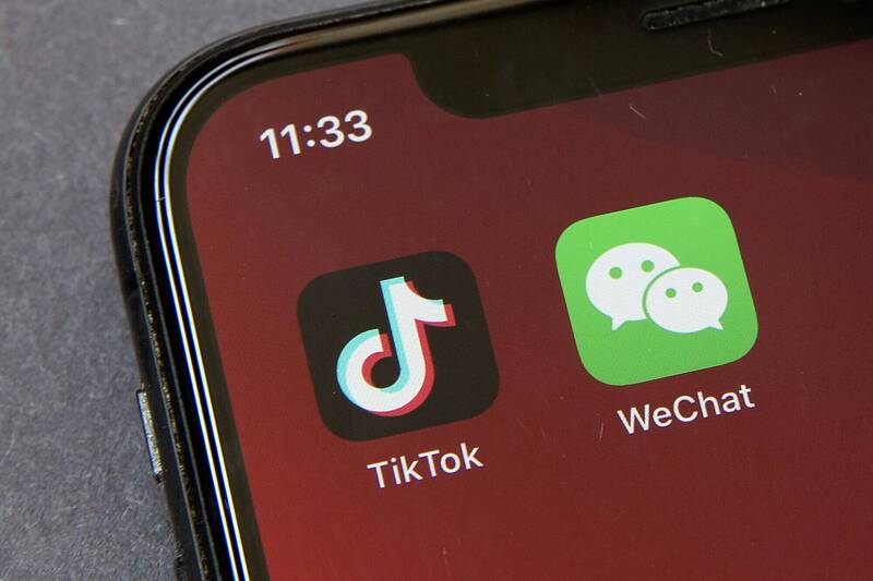 澳洲参议院「社群媒体外部干预专责委员会」建议，政府公务机禁止使用TikTok的禁令，应扩及微信（WeChat）。（美联社档案照）(photo:LTN)