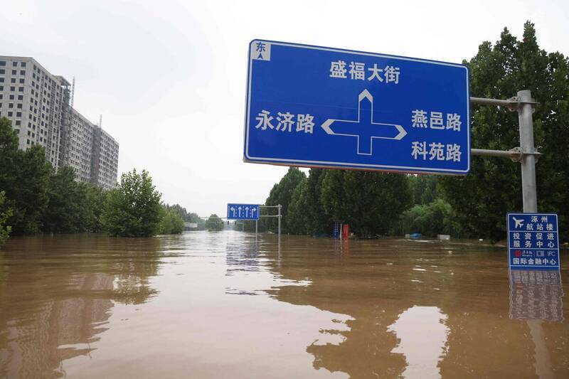 近日与涿州灾情有关的话题受到热议。（法新社）(photo:LTN)