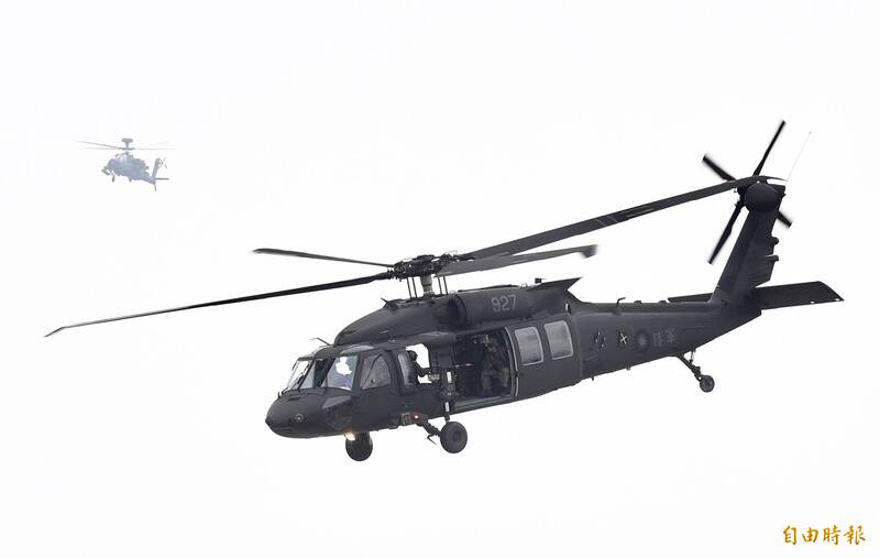 澳洲國防部宣布以美製UH-60M「黑鷹」直升機汰換問題頻傳的MRH-90「太攀蛇」（Taipan）直升機，近日首批UH-60M已運抵該國。圖為我國陸軍同款UH-60M。（資料照）

