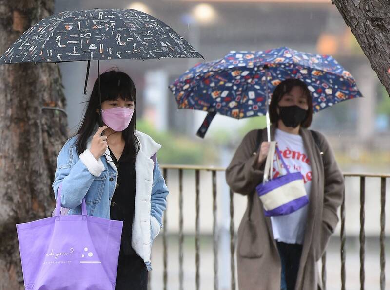 本週仍受西南季風影響，慎防大雷雨突襲。（資料照）