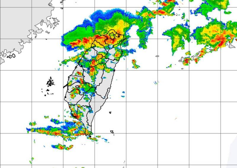 強烈雷雨帶抵達！台灣西北部地區有劇烈降雨出現。（圖擷自中央氣象局）