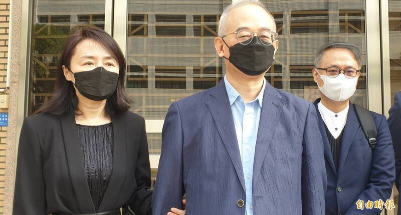 向心夫婦仍不能離台！共諜案不起訴 洗錢案限制出境到9/23