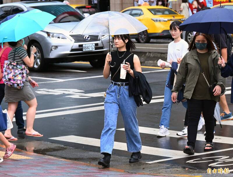 氣象局指出，週二全台大多皆為多雲到晴，各地午後有局部短暫雷陣雨，若前往山區活動，需多加留意天氣變化狀況。（資料照）