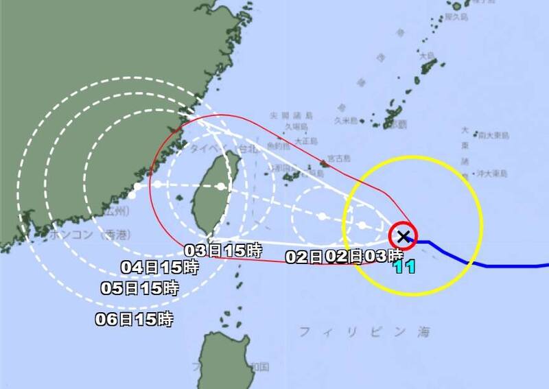 日本氣象廳路徑顯示，海葵暴風圈可能於3日籠罩全台，強度級別達到日本定義「強颱」。（圖擷自日本氣象廳官網）