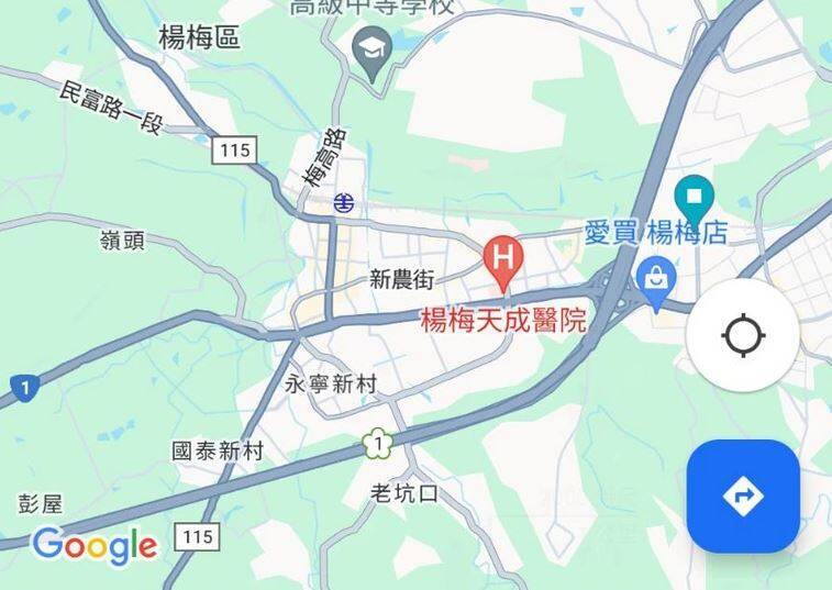 有網友發文表示，Google地圖的道路顏色出現了變化，變成了灰藍色。（擷取自PTT）