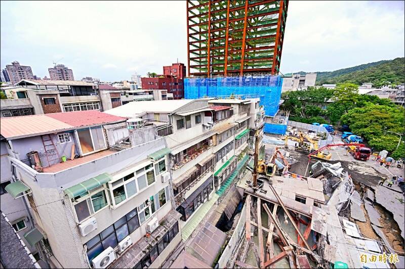 台北市都市發展局不滿基泰建設卸責，嚴厲譴責並要求正視撤離區住戶訴求、負起責任。（資料照）
