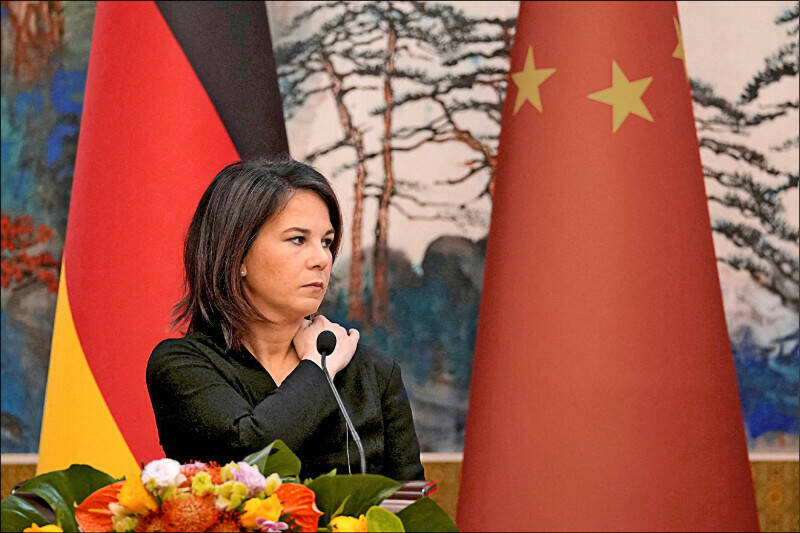 德國外長貝爾伯克（Annalena Baerbock ）近日將中國國家主席習近平稱作「獨裁者」，引發中國強烈不滿。（路透）