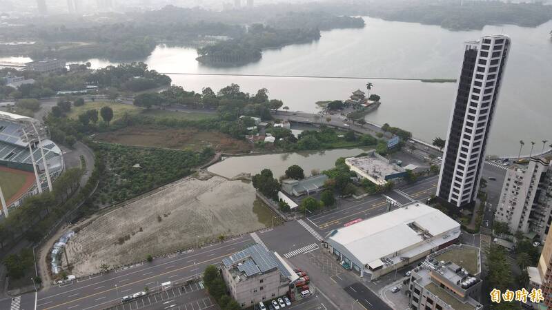 澄清湖滯洪公園變建地，遭環團及里民抗議。（森林城市協會提供）