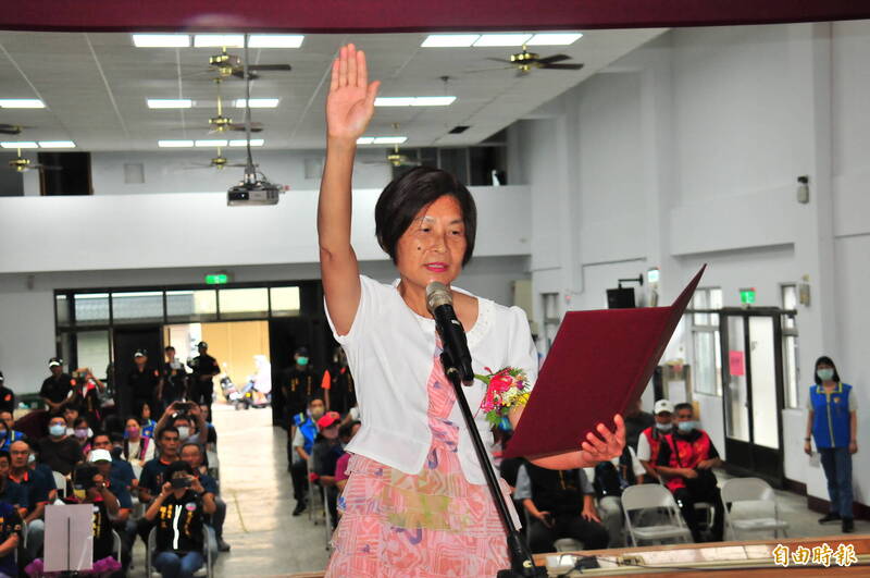 颱風逼近玉里鎮長懸缺1個月總算派代鎮長 里長包圍要救災金