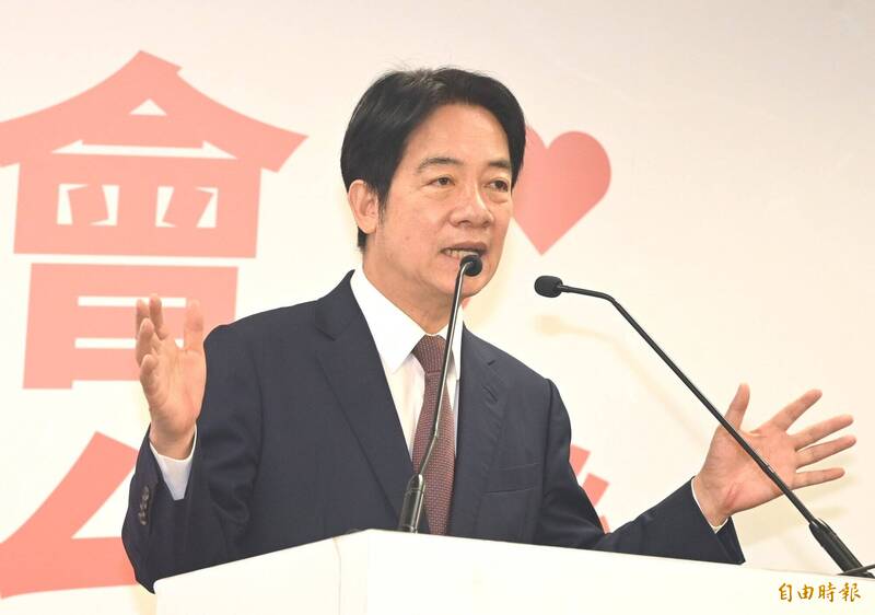 民進黨總統參選人賴清德上午被追問立委趙天麟涉不倫戀是否應退選？賴清德表示，當事人有責任對家庭、社會說明清楚，這是無可迴避的責任。（記者王藝菘攝）