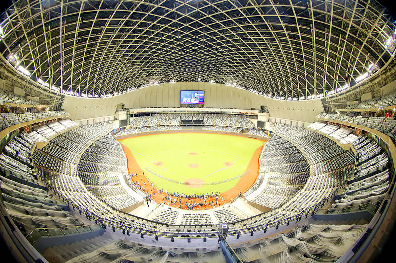 
The interior of Taipei Dome in Taipei’s Xinyi District is pictured yesterday.
Photo: CNA