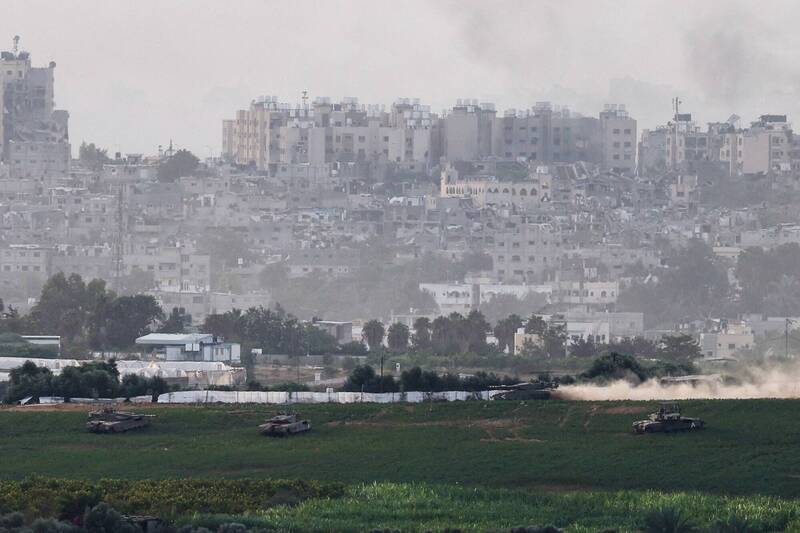 以色列战车29日在加萨走廊执行战斗任务。（路透）(photo:LTN)