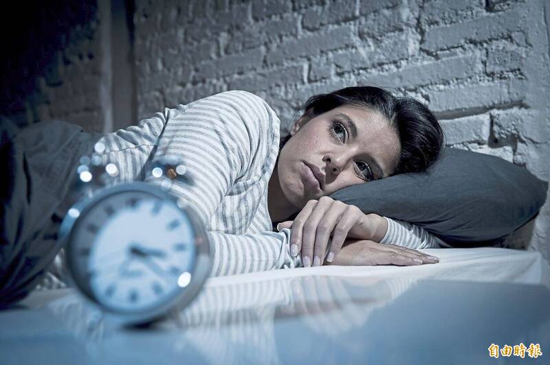美国近日发表一则研究显示熬夜可能达到抗忧郁的作用。示意图，图与新闻事件无关。（资料照）(photo:LTN)
