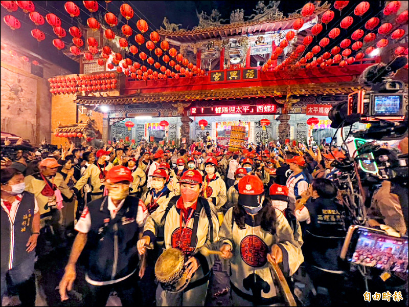 彰雲投會香遶境 福興宮太平媽起駕