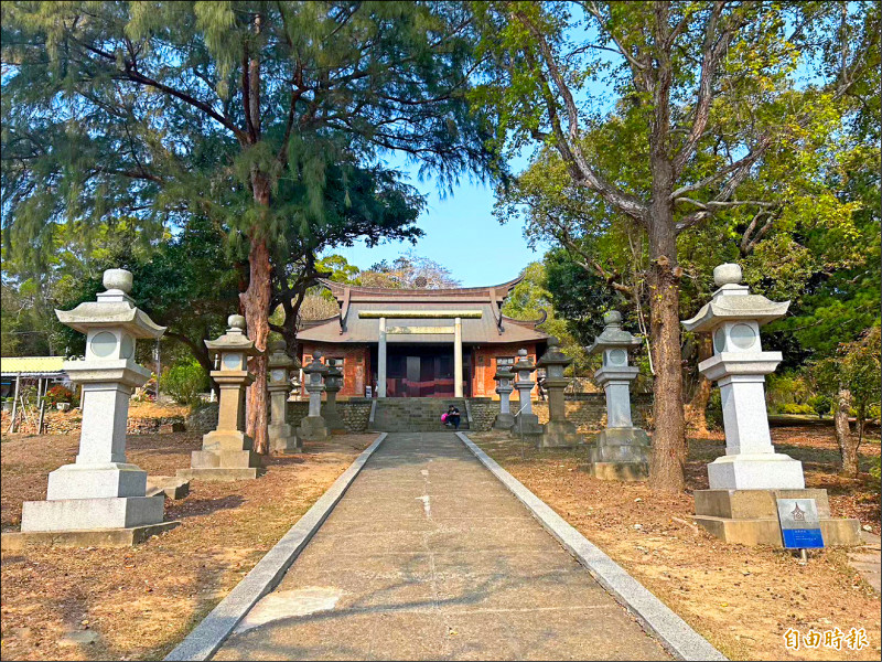 通霄鎮公所獲補助兩千萬將進行通霄神社修復，盼串聯周邊景點，帶動通霄觀光發展。（記者蔡政珉攝）