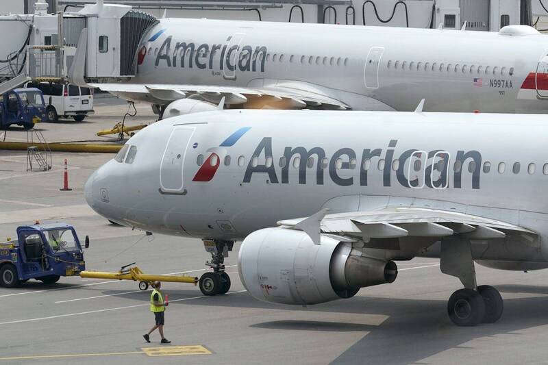 美国女子在空中大闹美国航空客机，导致航班回到原地降落，被判赔3万8952美元。美国航空班机示意图。（美联社）(photo:LTN)