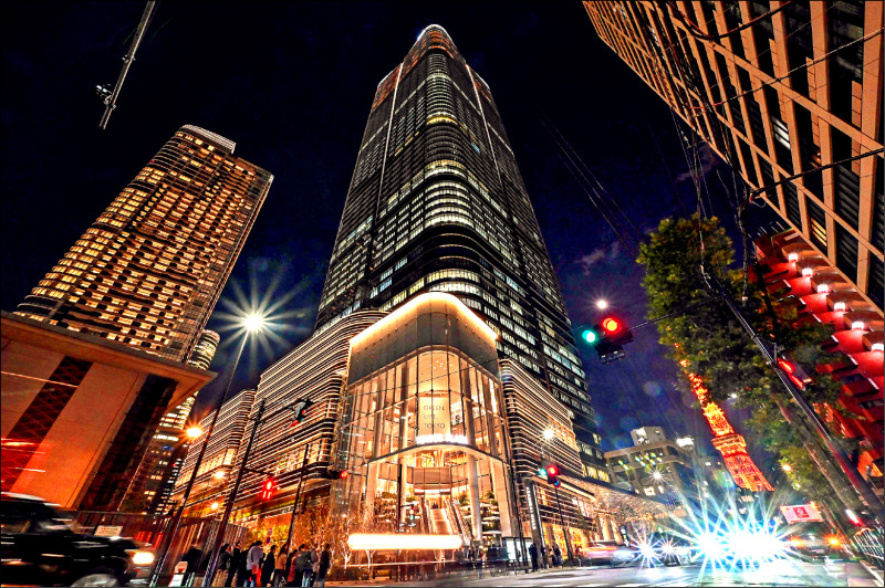 日本第一高大樓「麻布台之丘」24日在東京正式開張。（法新社）