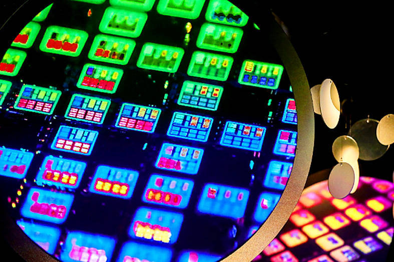 
A semiconductor wafer at the TSMC Museum of Innovation in Hsinchu City is pictured on April 18.
Photo: Bloomberg