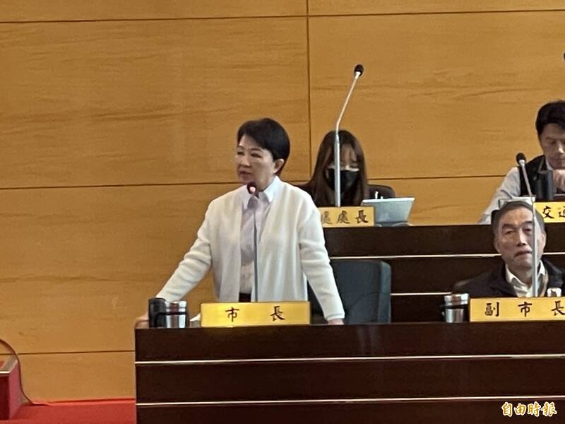 台中交通裁罚今年到10月已开出27亿元罚单，卢秀燕（前左）说，台中不是罚最多的。（记者苏孟娟摄）(photo:LTN)