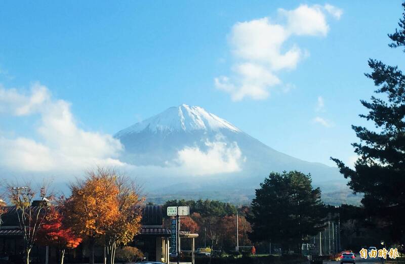 日本山梨縣富士吉田市、山屋業者組成的公會認為單攻富士山很危險，遞陳請書盼山梨縣府提出對策。（資料照）