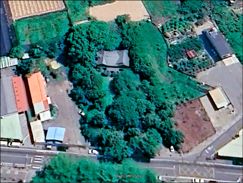 國民黨立委參選人馬文君位於南投縣埔里鎮的住所被爆是豪華違建。（圖截自Google Earth Pro）