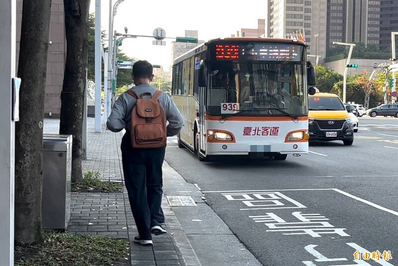 新北市鶯歌鳳鳴重劃區將試辦跳蛙公車直通台北市信義區路線。示意圖。（記者董冠怡攝）