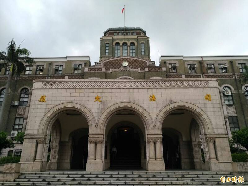 司法院說明刑事訴訟法修正案。(記者吳政峰攝) 司法院說明刑事訴訟法修正案。(記者吳政峰攝)