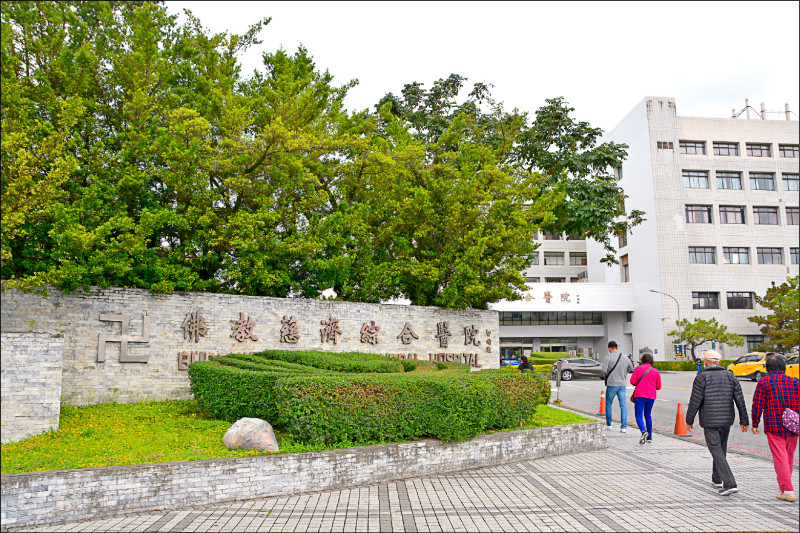 針對難治型淋巴癌與血癌的CAR-T細胞治療法，今年十一月納入健保給付，預計下個月就會陸續接受治療，其中花蓮慈濟醫院收治的七十歲女姓台商，有望成為首名受惠病患。圖為花蓮慈濟醫院。（資料照）