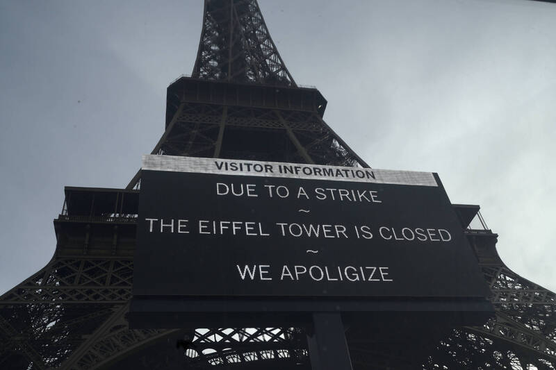 今天是艾菲尔铁塔设计者古斯塔夫·艾菲尔逝世100週年，铁塔却因员工罢工无法开放参观。（美联社）(photo:LTN)