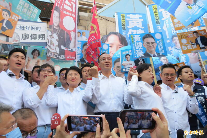 國民黨全國站路口，台中市將由盧秀燕帶七位立委候選人同站一路口。（資料照）