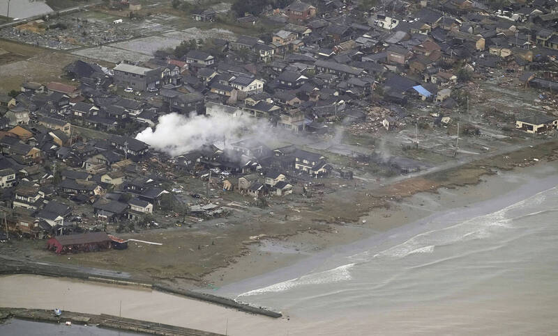 日本石川县能登半岛于元旦发生强震酿成严重伤亡，引发地壳隆起，专家经勘查确认多达4公尺，专家表示这样的情况非常罕见，并称「这是数千年一遇的现象」。图为示意图。（美联社）(photo:LTN)
