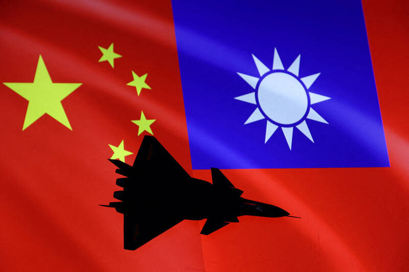 法国战略研究基金会（FRS）研究员尼凯（Valérie Niquet）指出，北京与台北之间实现潜在和解的主要障碍是中共政权本身，并指尽管台湾选出了支持独立的总统，但中国不敢军事冒险，因为风险很大。 （路透）(photo:LTN)