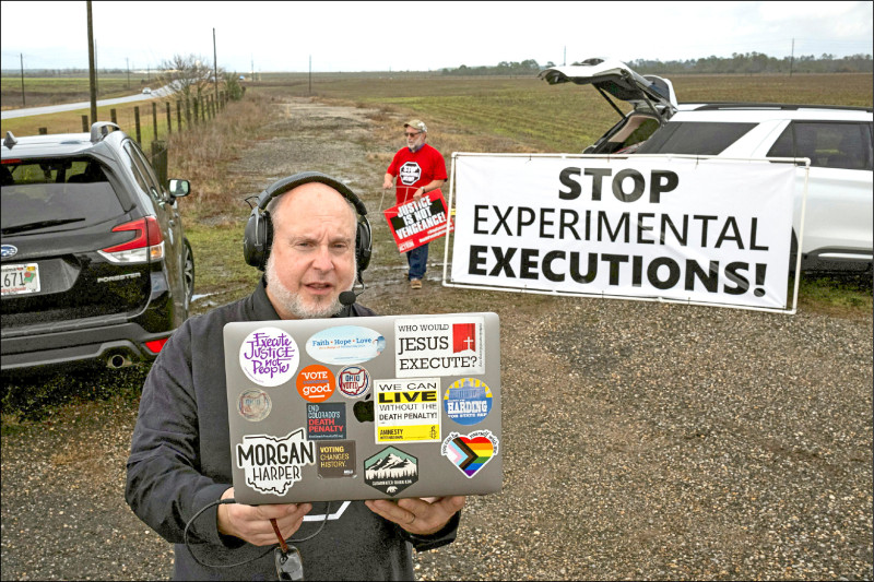 俄亥俄州废死团体「死刑行动」执行长博诺维兹当天在行刑前于狱外受访，唿吁「停止实验性处决」。（路透）(photo:LTN)