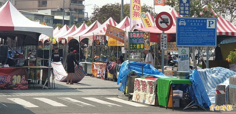 玉皇宮前春節、天公生日夜市，今年不辦了。（記者葉永騫攝）