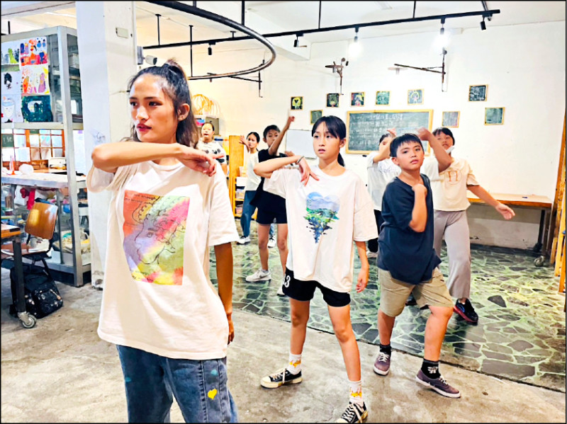 青年改變社區行動 關注澎湖乞龜拿金獎