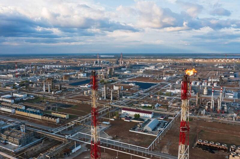 位于俄罗斯南部伏尔加格勒的炼油厂，3日遭受乌克兰无人机袭击。（路透）(photo:LTN)